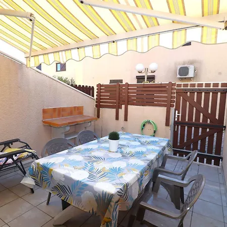 Maison Cosy, Climatisation, Parking Et Animaux Admis - 4 Pers. - Fr-1-307-294 * Le Grau-du-Roi